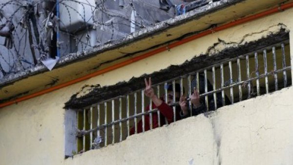 A la antigua: Reo cortó barrotes y usó sábanas atadas para escapar de la cárcel de Valparaíso
