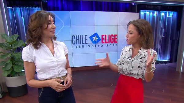 Carmen Gloria Arroyo y Constanza Santa María dieron inicio a "Chile Elige, Buenos días a todos"
