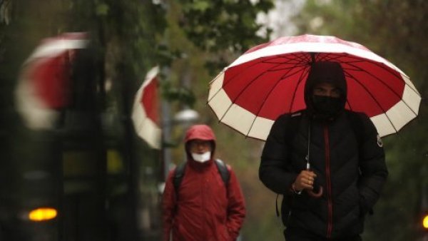 Alerta meteorológica por "tormentas eléctricas" en seis regiones del país