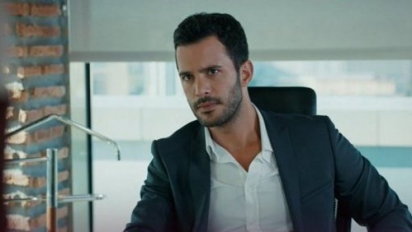 La decepción de Omer: Revisa un adelanto de este lunes en "Amor en Juego"
