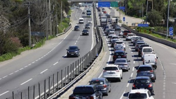 Navidad y Año Nuevo: más de 800 mil vehículos saldrán de la RM