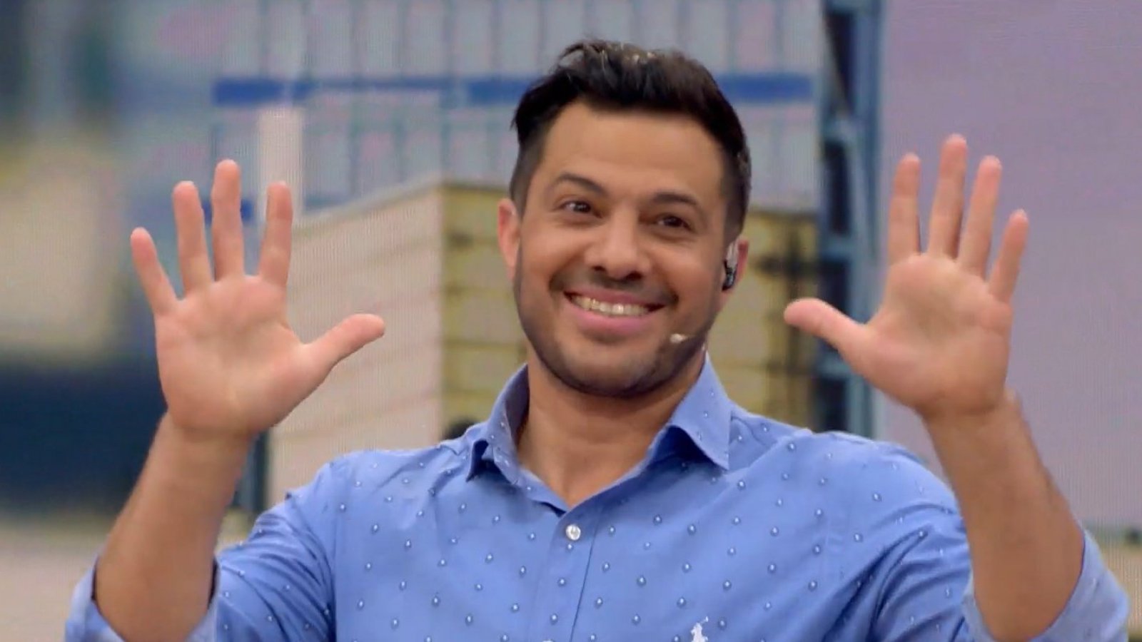 Felicitaciones Simón: ¡Del "Buenos Días a Todos" a Viña 2024!
