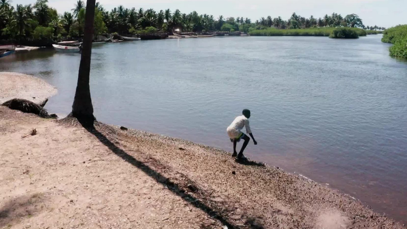 Los niños del agua | Senegal - T1E3
