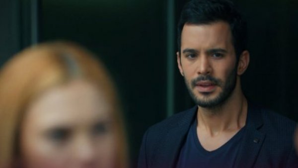 Siguen los planes contra Omer: Mira un avance del regreso de "Amor en Juego"
