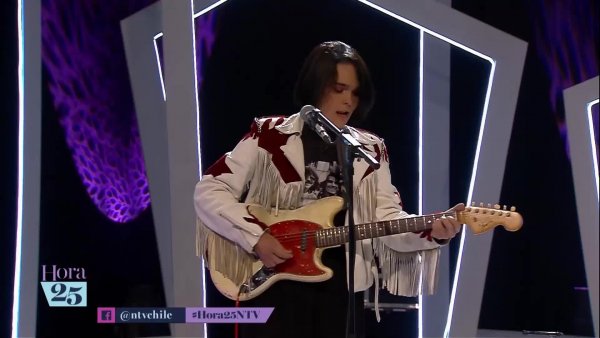 Tocata Hora 25 en NTV: Camila Moreno
