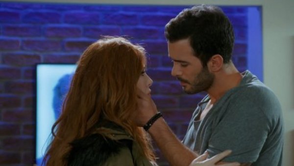 Amor en Juego - T1E39 | No te vayas Omer
