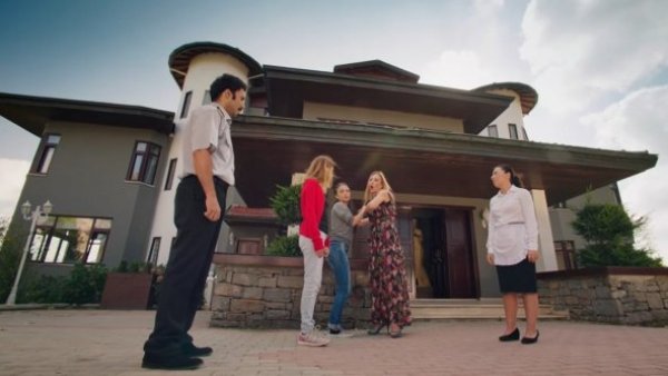 Un nuevo escándalo en la mansión: Mira el momento de "Me robó mi vida"
