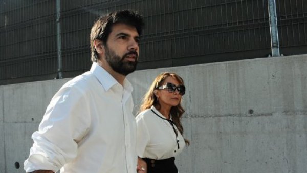 Piden desafuero a Joaquín Lavín León tras ser involucrado en formalización de Cathy Barriga
