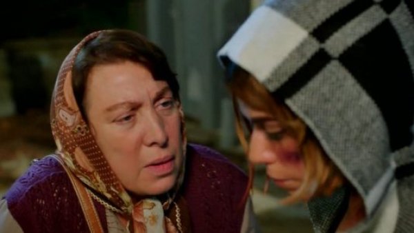 Efsun logra salir de la cárcel: Mira el momento de "Me robó mi vida"
