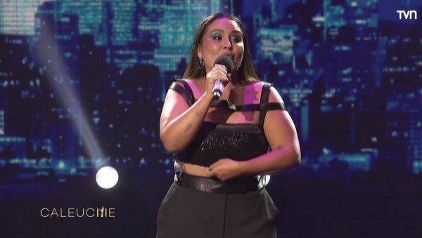 Revive la rutina de Pamela Leiva en los Premios Caleuche 2024
