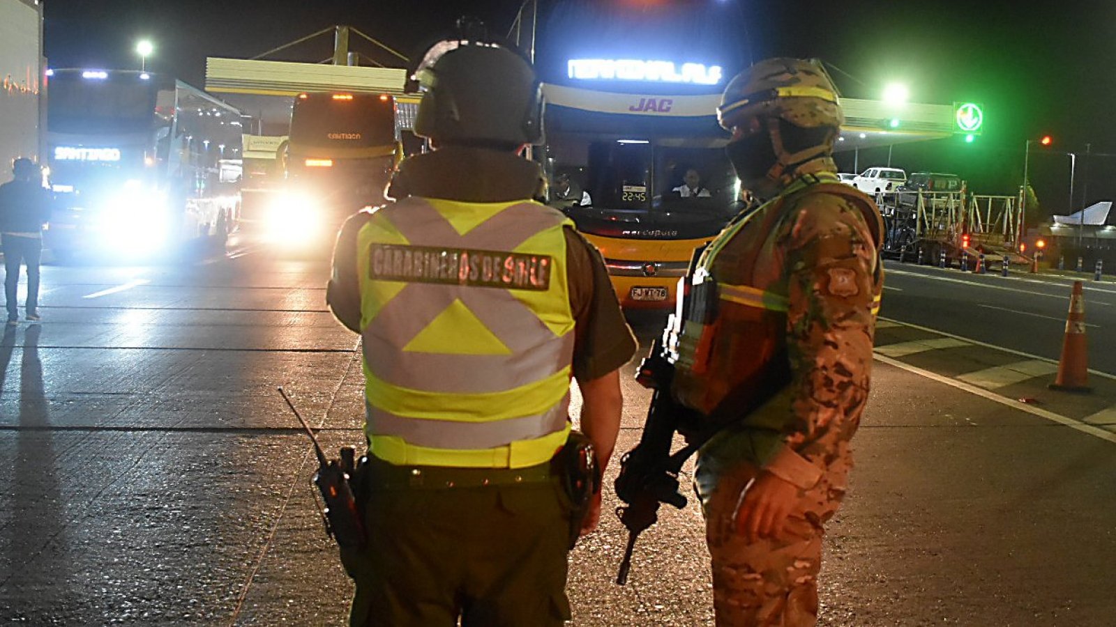 "No veo el problema": El debate de la presencia de militares en la crisis de seguridad del país
