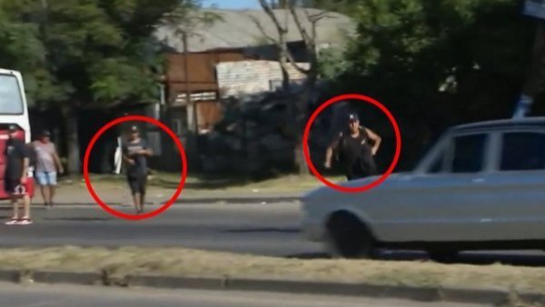 Delincuentes cometen asalto en medio de un despacho en vivo en Argentina
