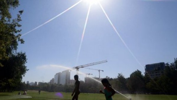 Empresas arriesgan multas por no proteger a trabajadores ante la ola de calor
