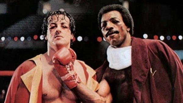 Muere Carl Weathers, actor que hizo de Apollo Creed en 'Rocky'
