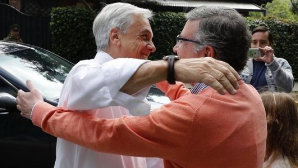 Joaquín Lavín despide a expresidente Sebastián Piñera