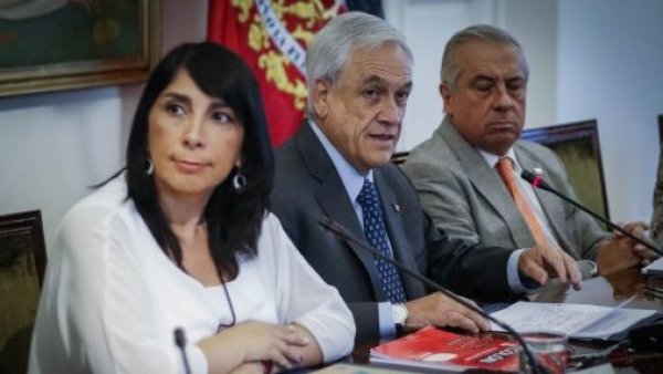Karla Rubilar envía sentido pésame tras fallecimiento de expresidente Piñera