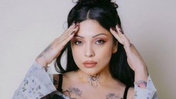 "Estaré cantando para ustedes": Mon Laferte anuncia concierto benéfico para afectados en incendios
