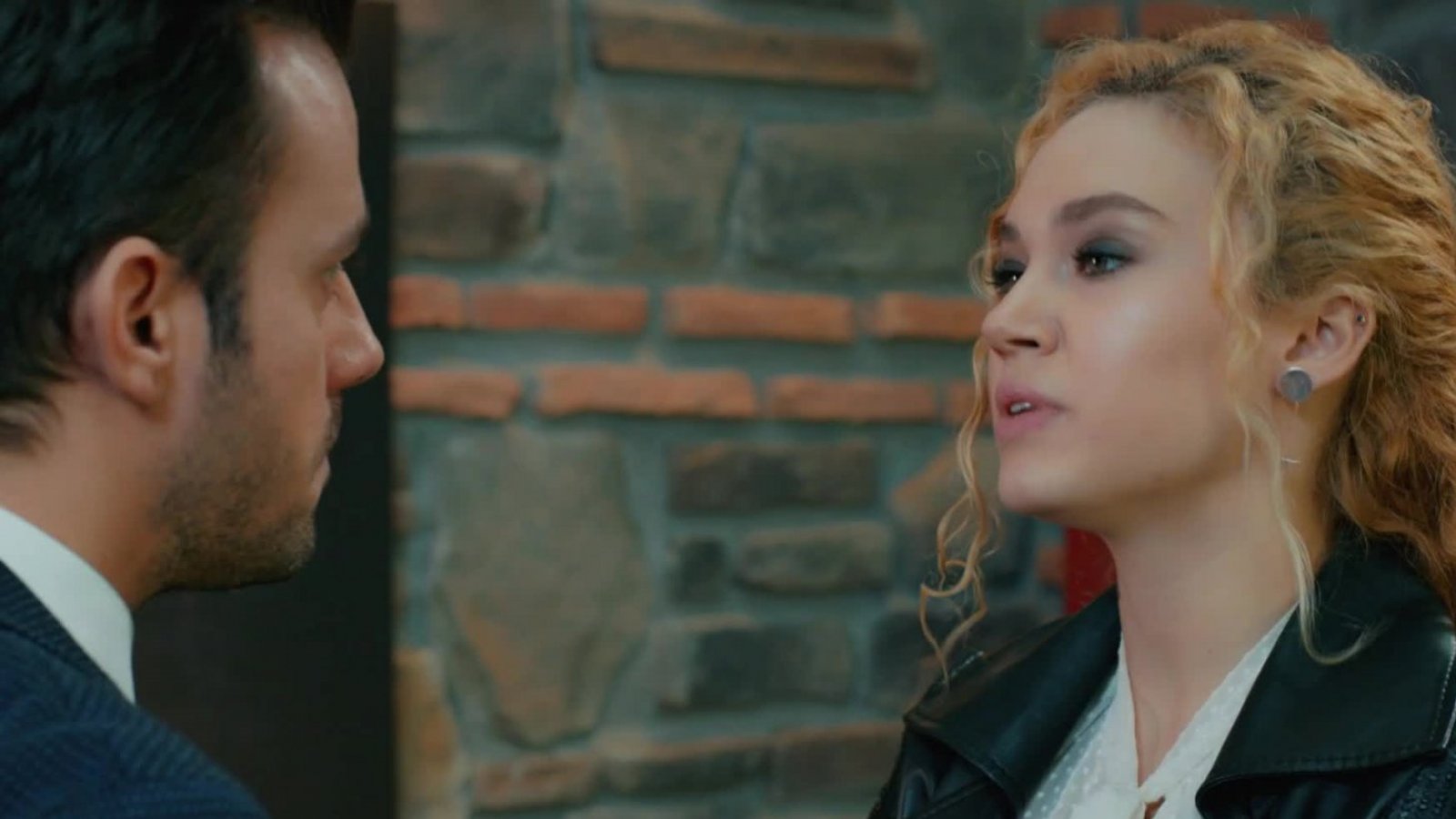 ¡Sude es descubierta!: Mira el momento de "Amor en Juego"

