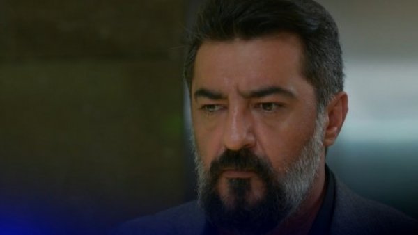 Akif se enamoró...otra vez: No te pierdas un avance de este martes en "Todo por mi familia"
