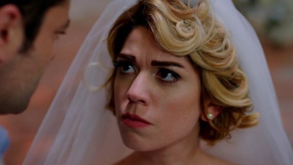 Me robó mi vida - T1E192 | La sorpresa de Efsun
