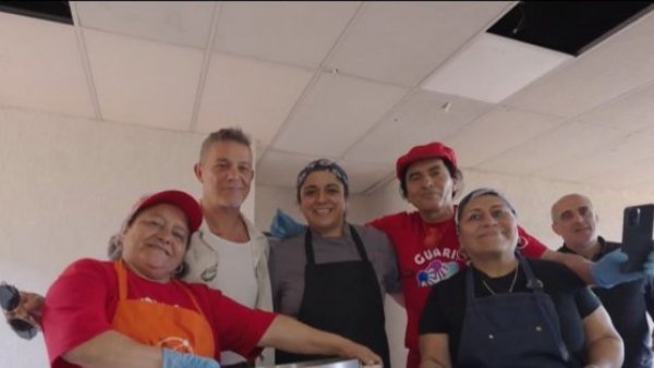 La emocionante visita de Alejandro Sanz a Villa Independencia
