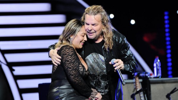"Es lo más lindo que me ha pasado": la emoción de fan que subió al escenario con Maná en Viña 2024