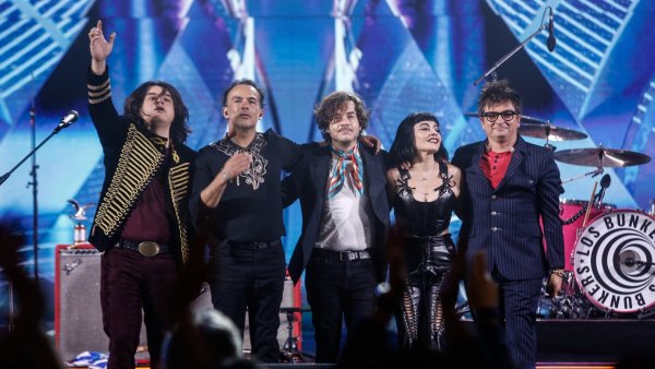 Noche chilena: revive el histórico show de Los Bunkers en Viña 2024