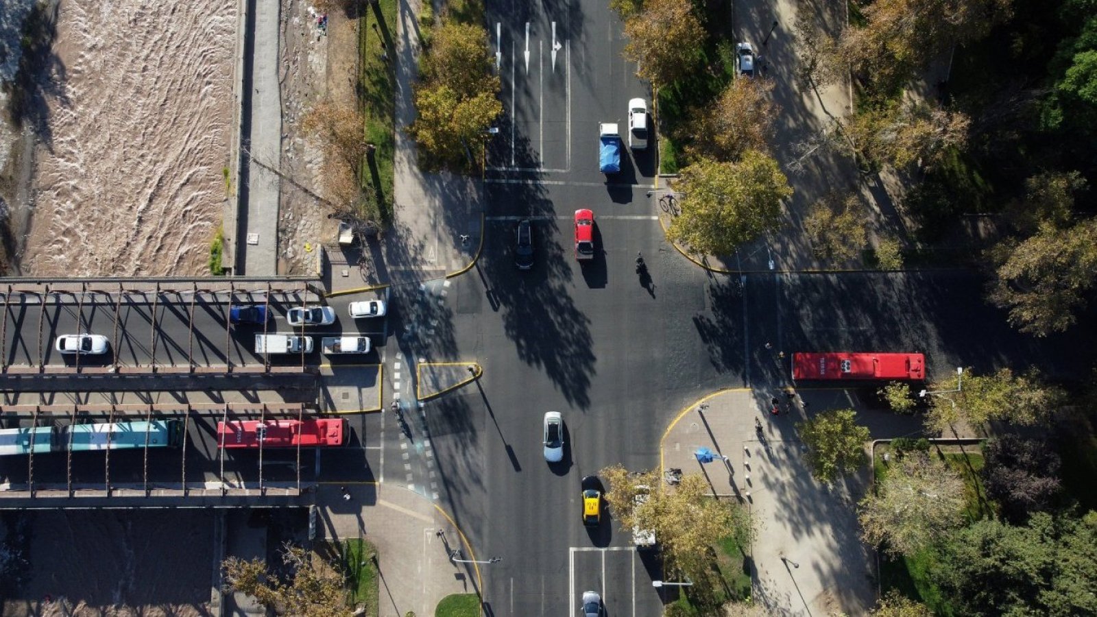 Primer balance “Súper Lunes”: tráfico vehicular aumentó un 10%
