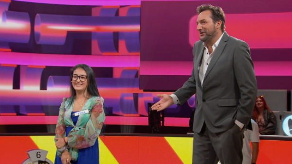 Por no comer verduras: La pregunta que hizo caer a la líder del estreno de "¡Ahora Caigo!"
