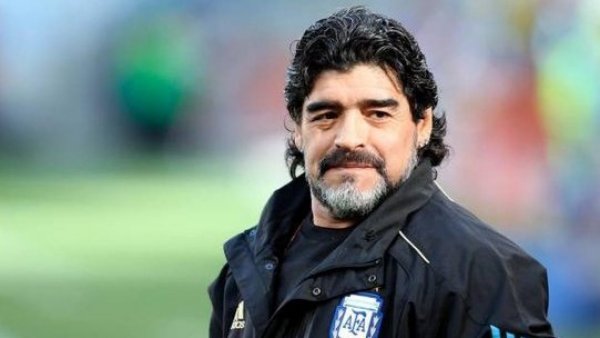 Abogado de las hijas de Maradona pide aclarar "cuál fue el verdadero motivo" de su muerte