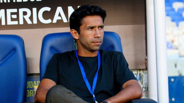 Nicolás Núñez es despedido como DT de la Universidad Católica