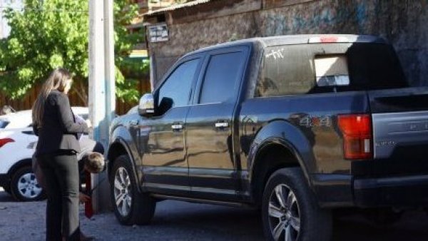 En la comuna de Macul apareció la camioneta robada a Jorge "Mago" Valdivia
