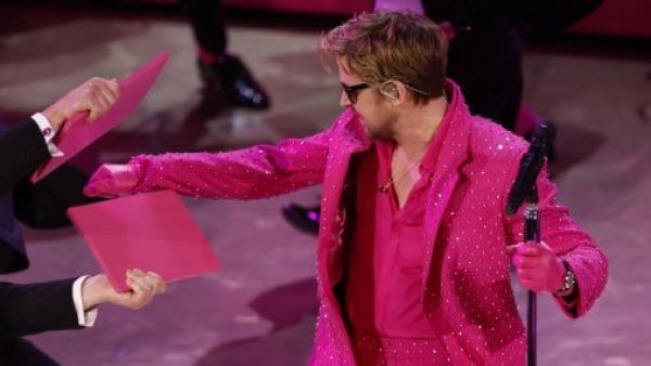 Más Barbie que nunca: baile de Ryan Gosling en los Oscar es furor en redes sociales
