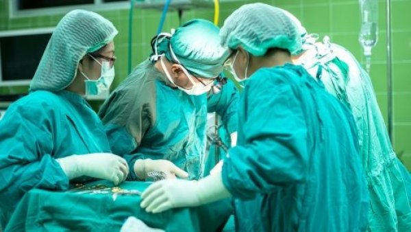 Embarazada murió en hospital polaco por no hacerle un aborto
