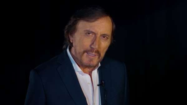Conoce a los invitados de "La Noche Menos Pensada" junto a Carlos Pinto
