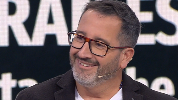 ¡LO HIZO OTRA VEZ! Eduardo Fuentes nos engañó con su historia paranormal
