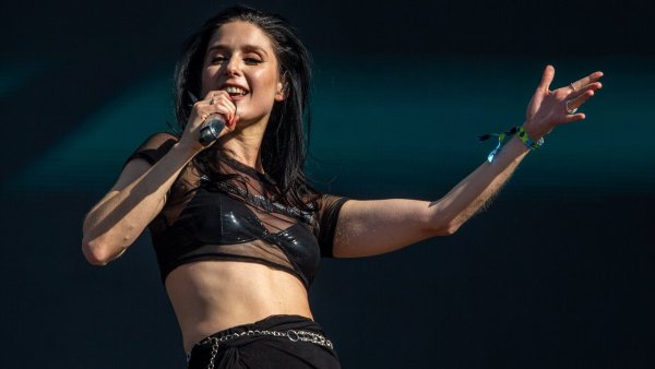 "Fue un show hermoso, potente y emocional": Francisca Valenzuela destaca su presentación en el Lollapalooza Chile 2024
