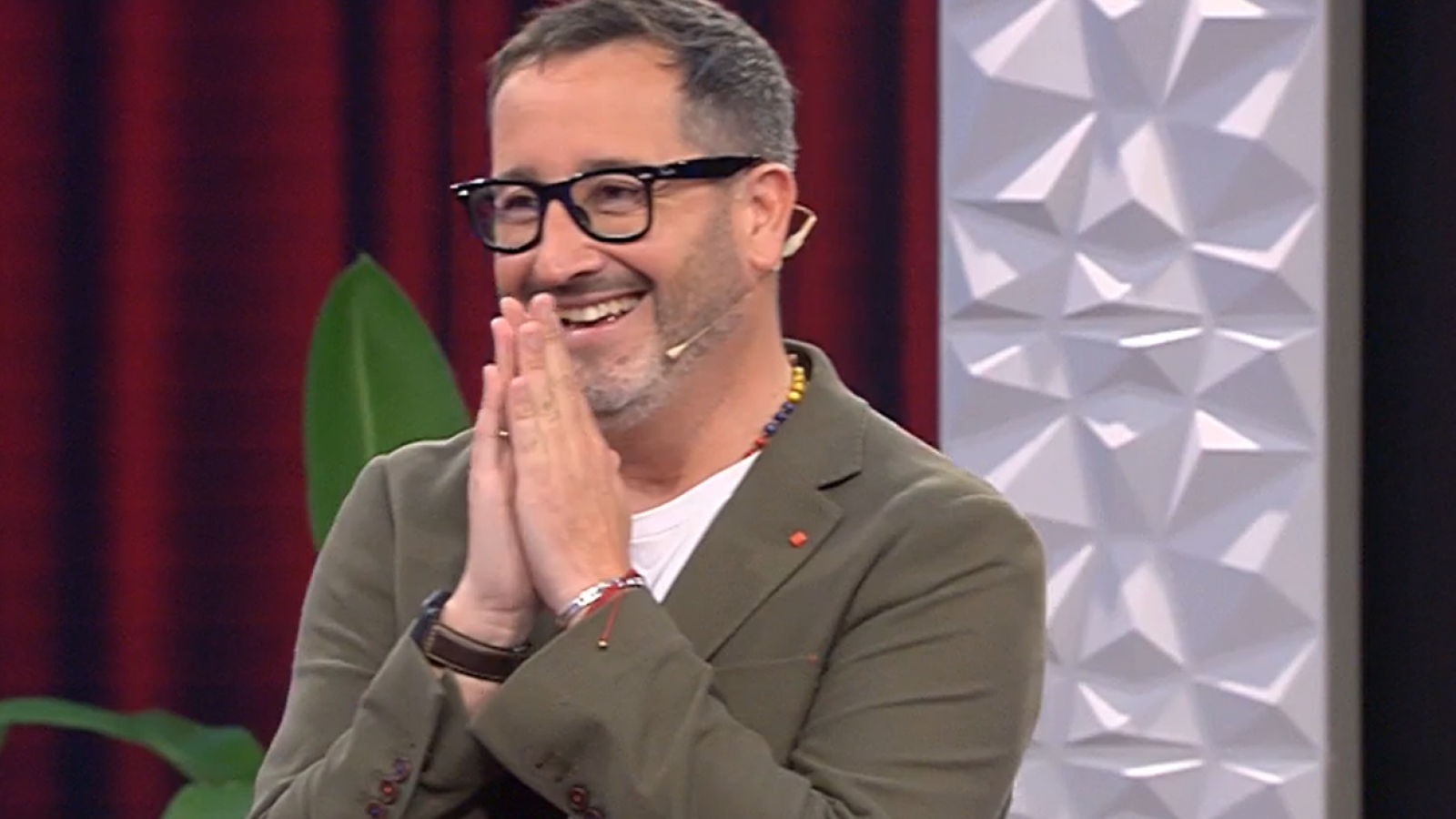 Eduardo Fuentes se lució con su rutina de stand up en le cumpleaños de María Luisa Godoy
