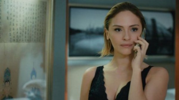 Amor en Juego - T1E86 | Los nervios de Yasemin
