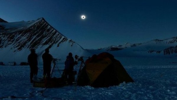 Revelan los efectos meteorológicos de un eclipse solar en la Antártica
