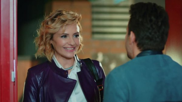 "Hermosa": Revive el momento de "Amor en Juego"
