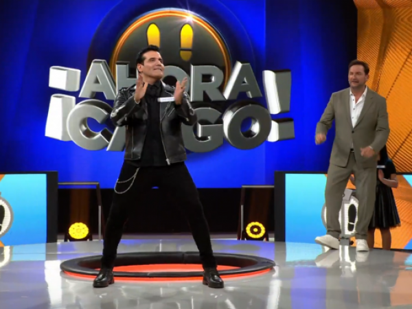 Chayanne hace bailar al estudio de 