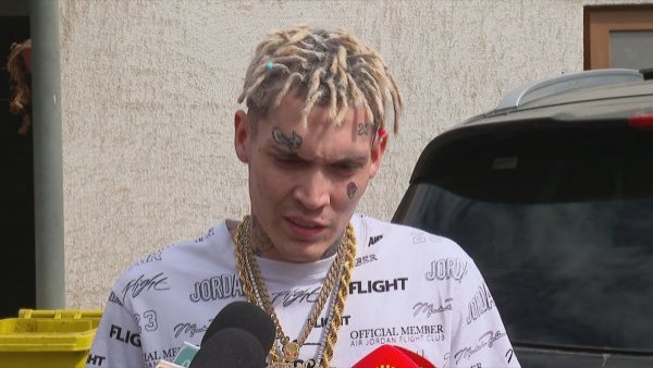 <p>Amenazas a Marcianeke: hasta $3.7 millones vale un arriendo en condominio donde vive el cantante</p>Amenazas a Marcianeke: hasta $3.7 millones vale un arriendo en condominio donde vive el cantante
