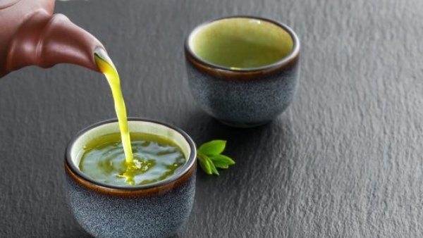 <p>Estos son los 9 beneficios del té verde</p>Estos son los 9 beneficios del té verde
