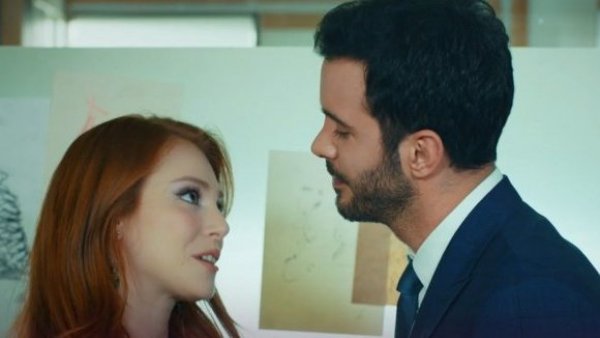 La doctora Defne: Mira un avance de este jueves de "Amor en Juego"
