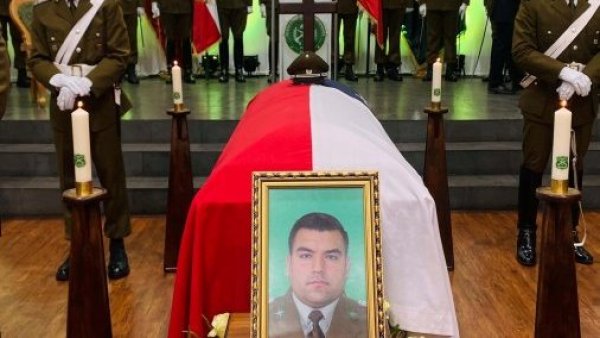 "Se va alguien que es bueno": El potente mensaje del Capitán Diaz al despedir al Mayor Sánchez

