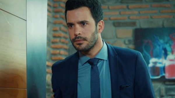 Amor en Juego - T1E104 | La guerra de Omer
