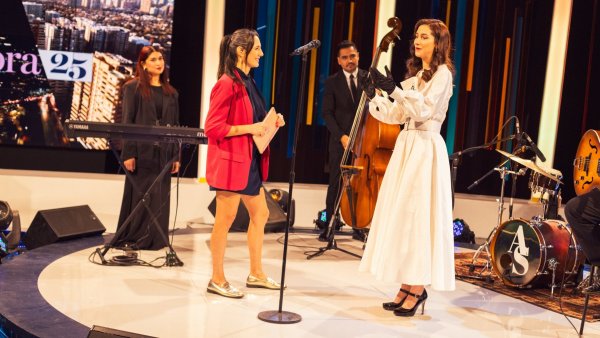 Tocata Hora 25 en NTV: La cantante nacional Antonella Sigala
