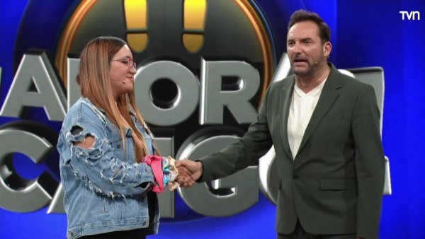 "Me retiro": Elisa se lleva la mitad del premio de ¡Ahora Caigo!
