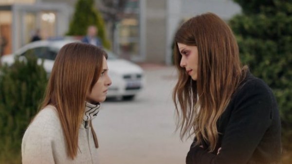 Arzu reconoce su mentira: No te pierdas un avance de este martes de "Me robó mi vida"

